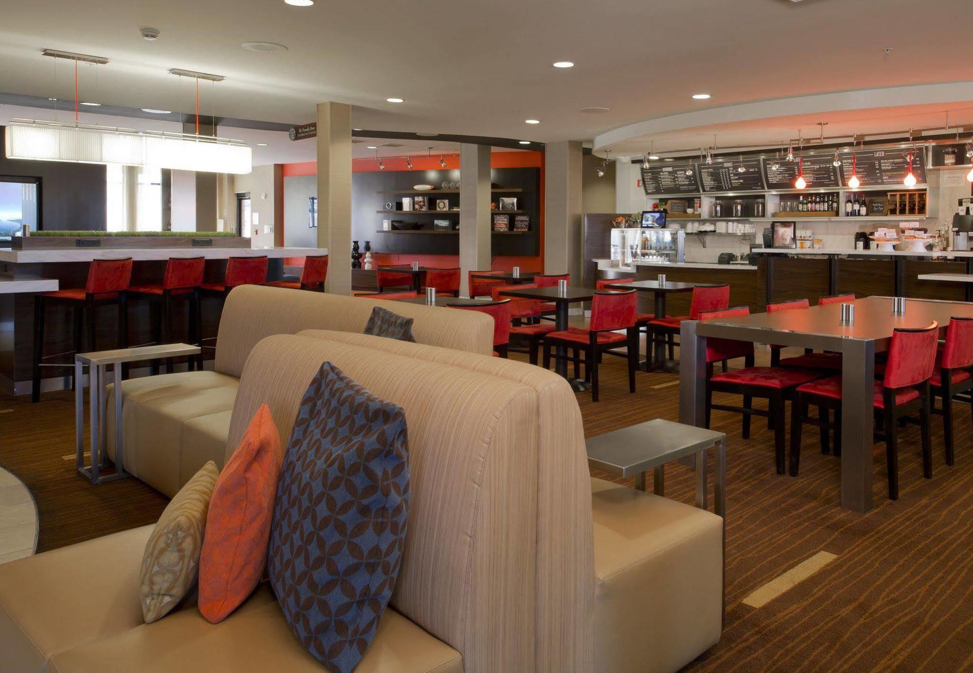 Courtyard By Marriott Sacramento Folsom Hotel Exterior photo