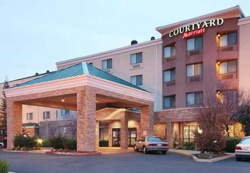 Courtyard By Marriott Sacramento Folsom Hotel Exterior photo